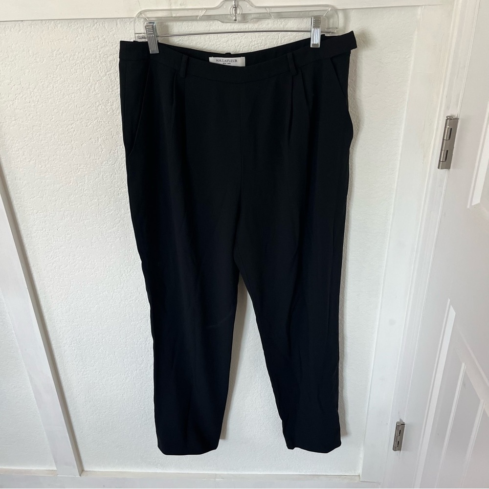 MM. Lafleur Women's 10 Business Casual Trousers.